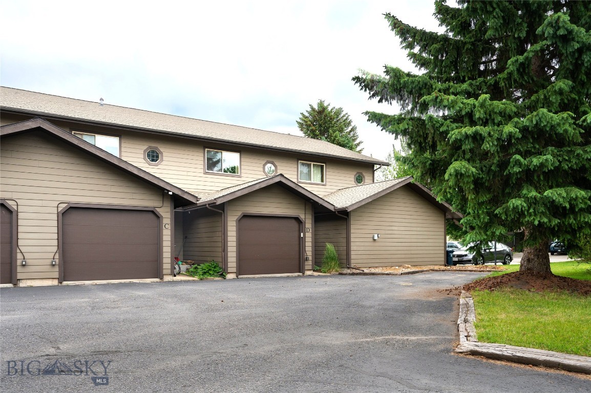 1718 S Black Avenue S D Property Photo 1