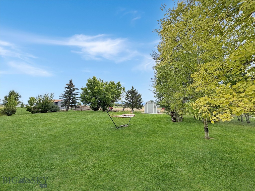 50 Christine Lane Property Photo 31