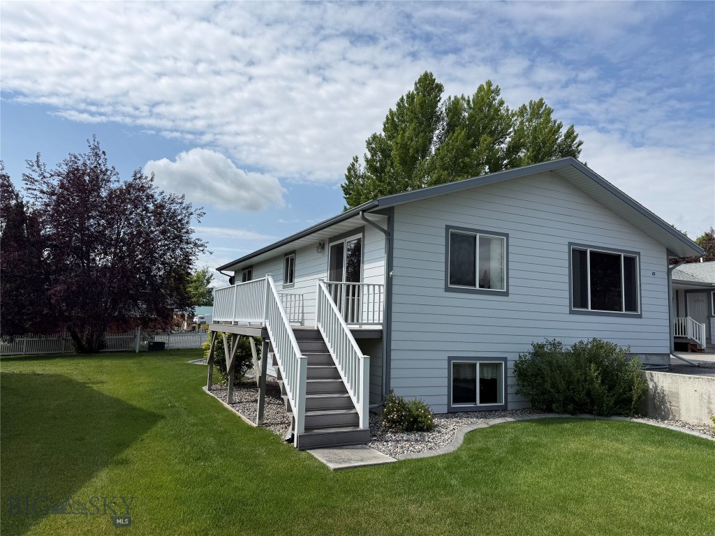 82 Midway Property Photo 1