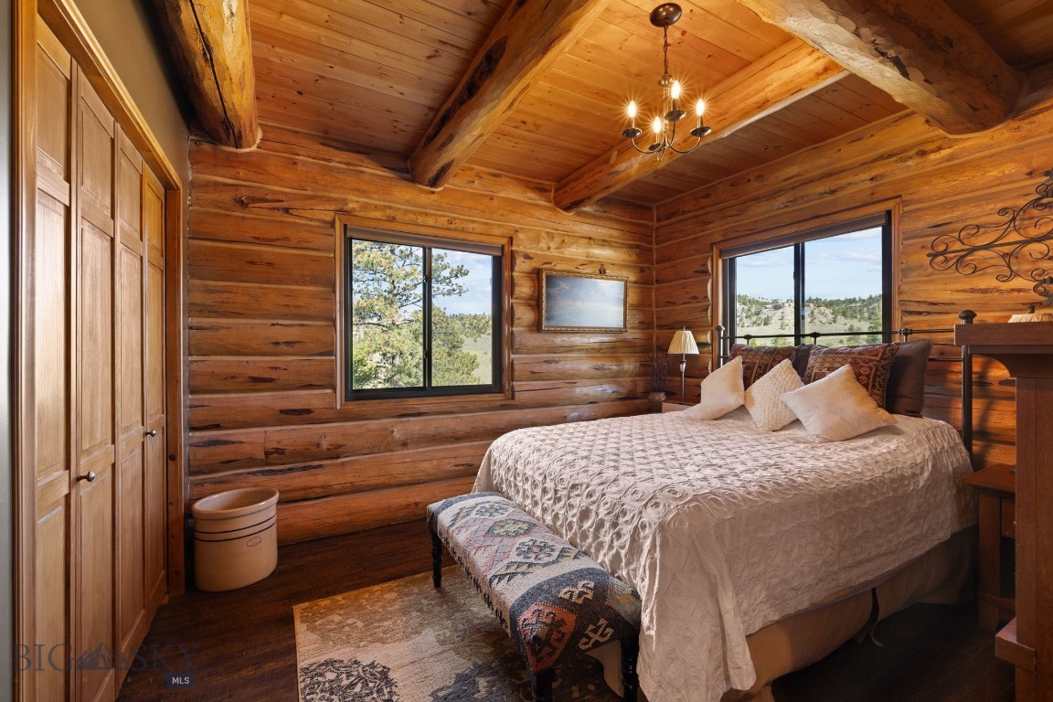 160 Falling Star Tr. Property Photo 9