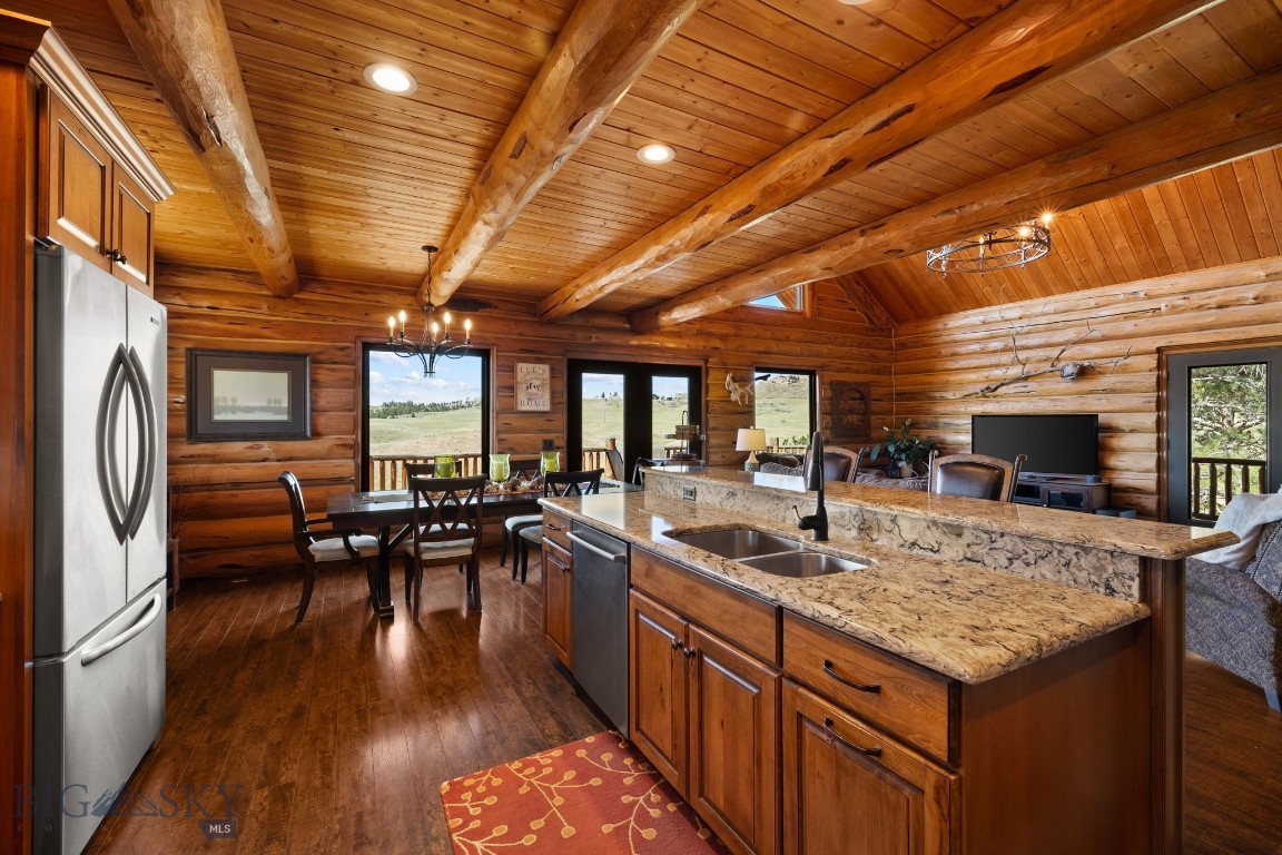 160 Falling Star Tr. Property Photo 13