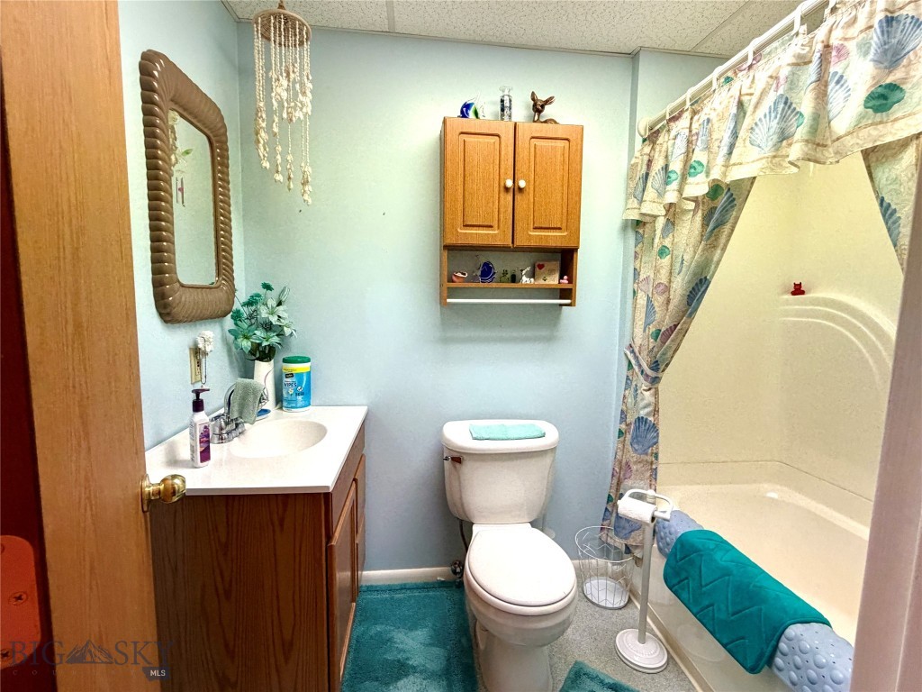 605 E Park Avenue Property Photo 8
