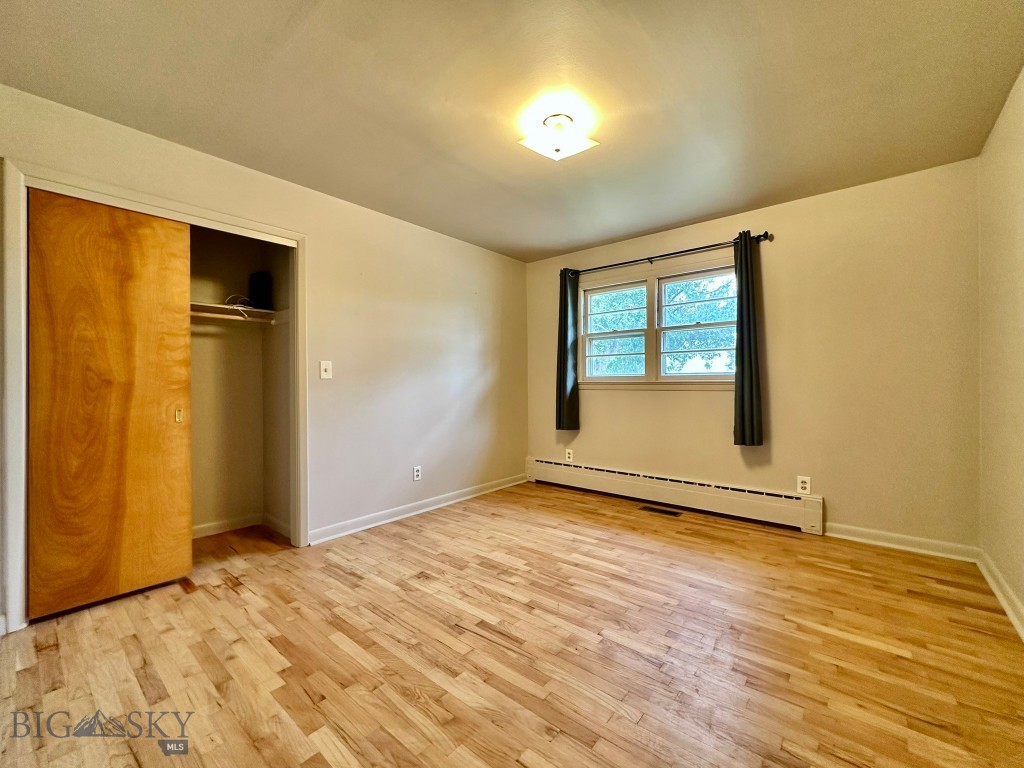 417 River Avenue E Property Photo 15