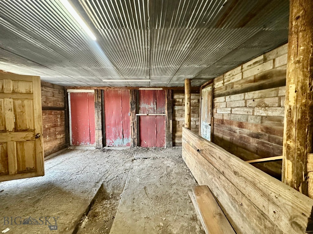 417 River Avenue E Property Photo 30