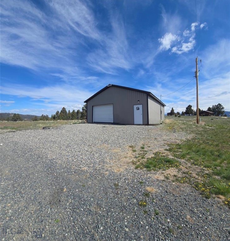 884 Wapiti Mountain Property Photo 31