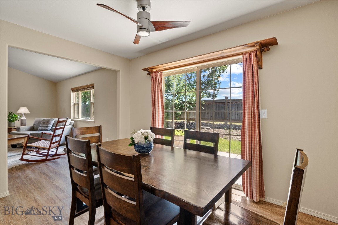 326 E River Rock Road Property Photo 19