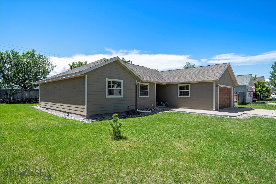 326 E River Rock Road Property Photo 42