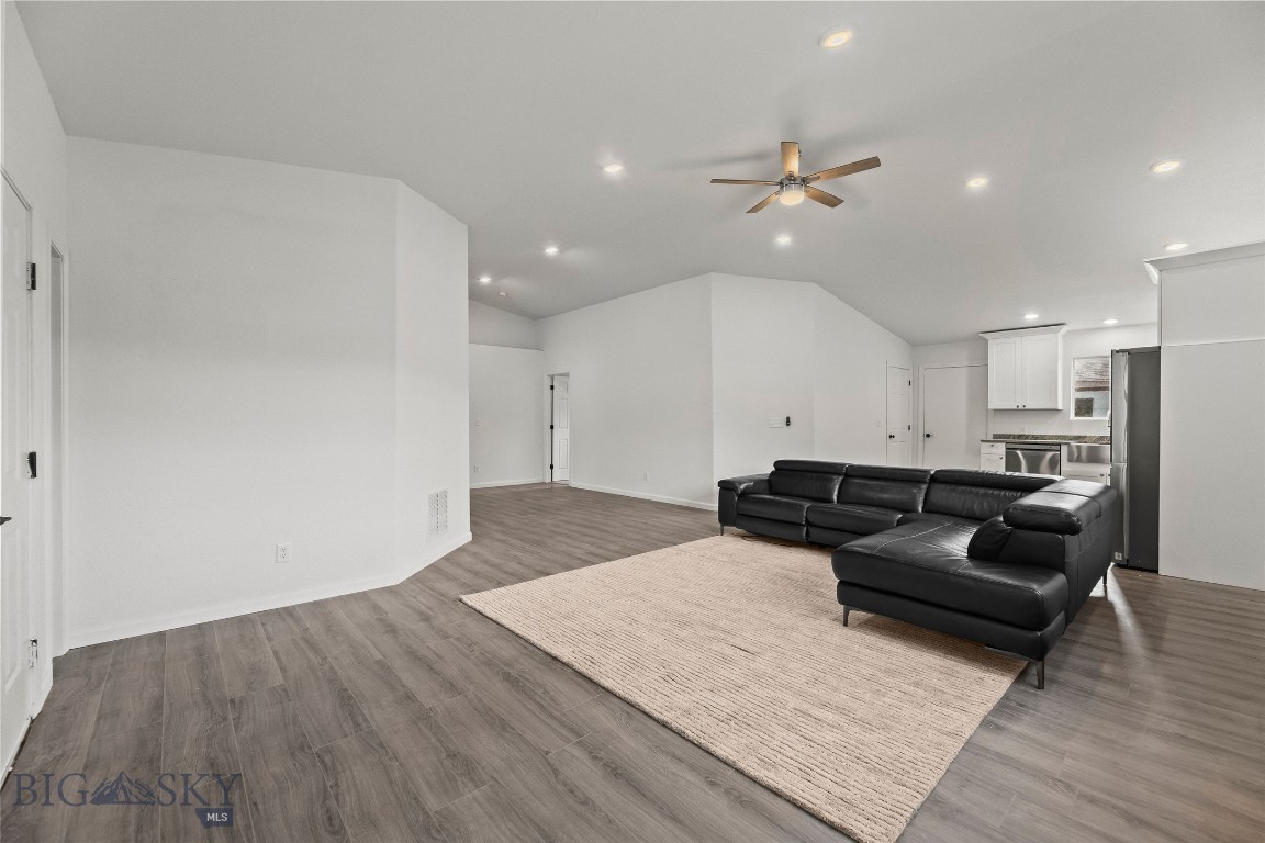 524 N M Street A, B, C Property Photo 6