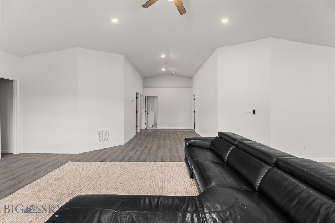 524 N M Street A, B, C Property Photo 7