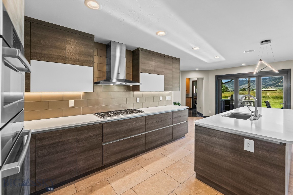 47 Saddle Spur Property Photo 35