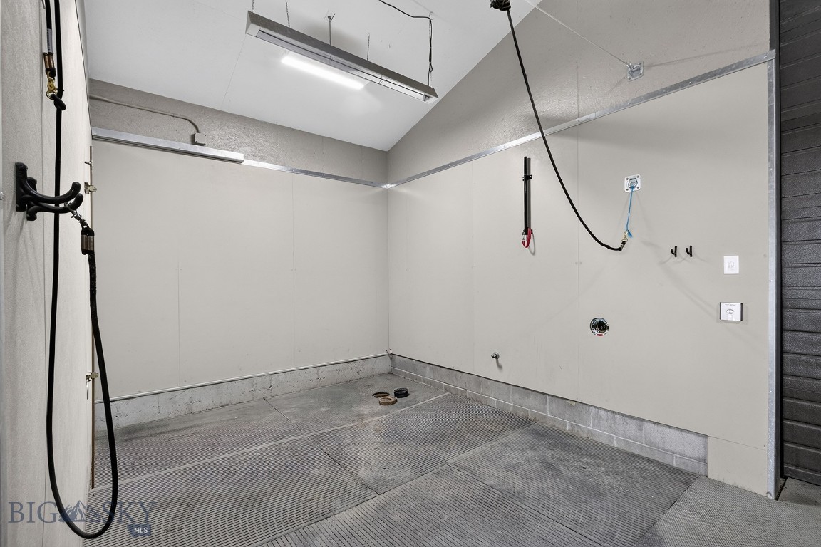 3060 Hamilton Road Property Photo 30