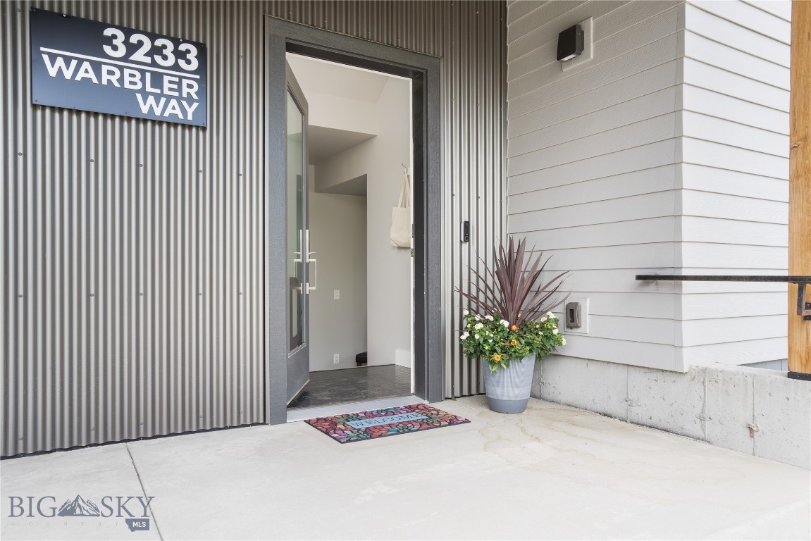 3233 Warbler Way D Property Photo 2