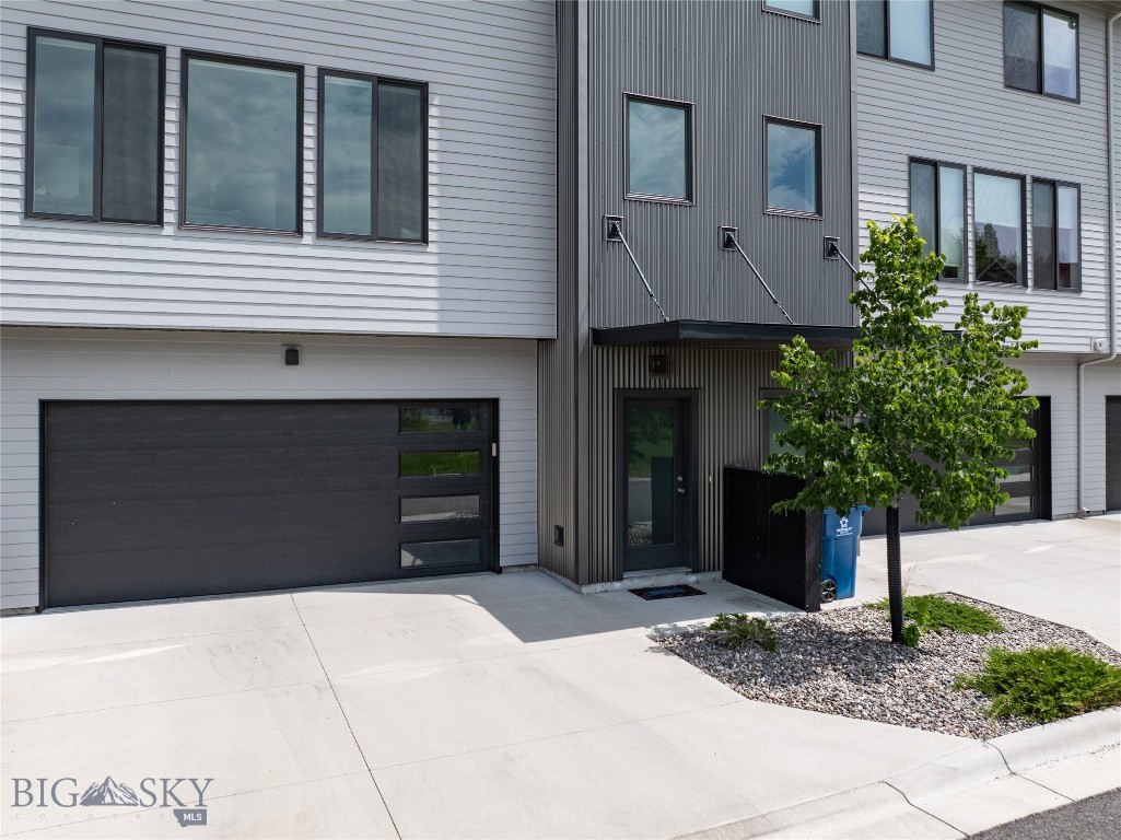 3233 Warbler Way D Property Photo 8