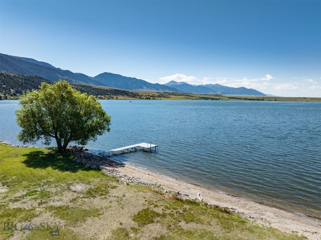 348 Ennis Lake Rd Property Photo 1