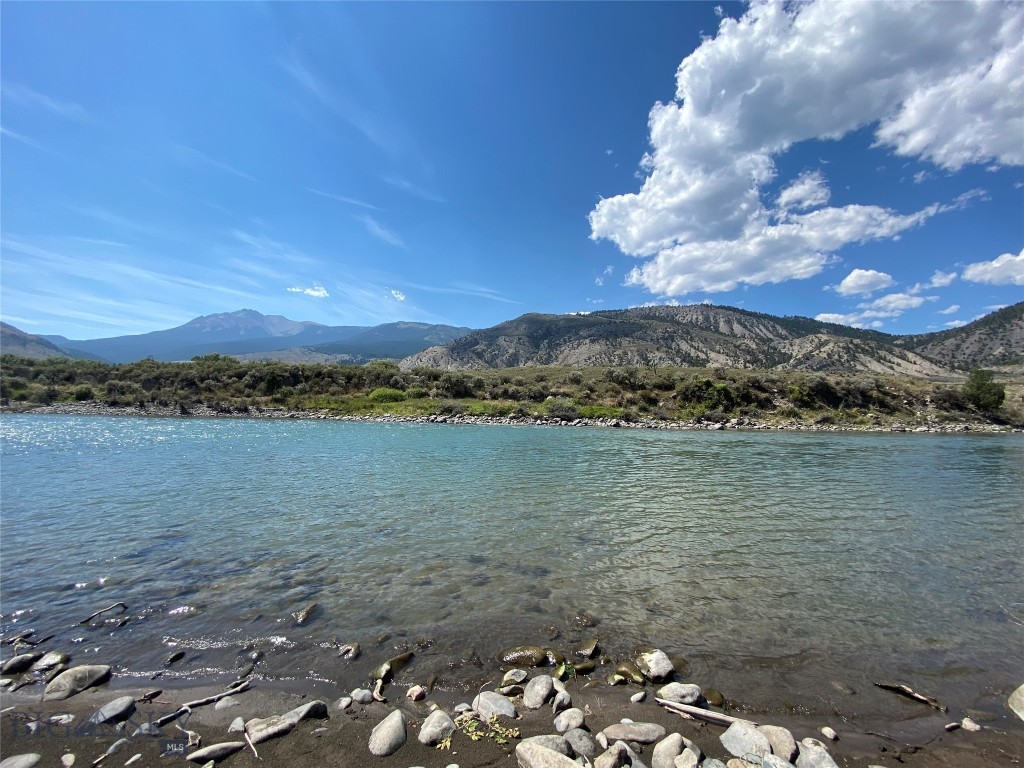 521 Us Highway 89 S Property Photo 5