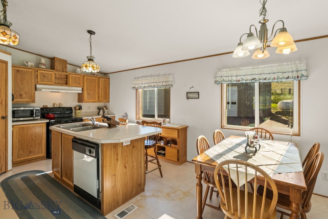 5545 Us 287 Highway Property Photo 15