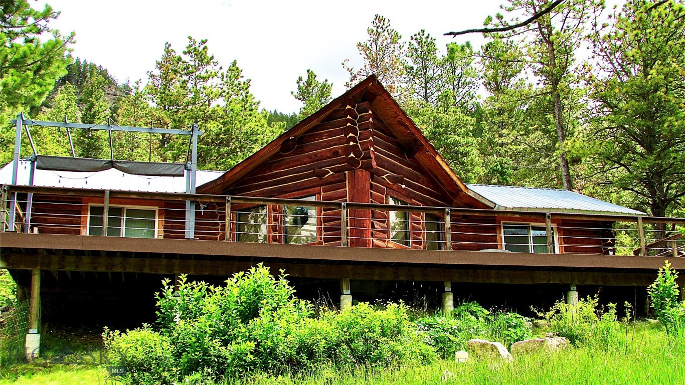 24 Sun Mountain Drive Property Photo 3