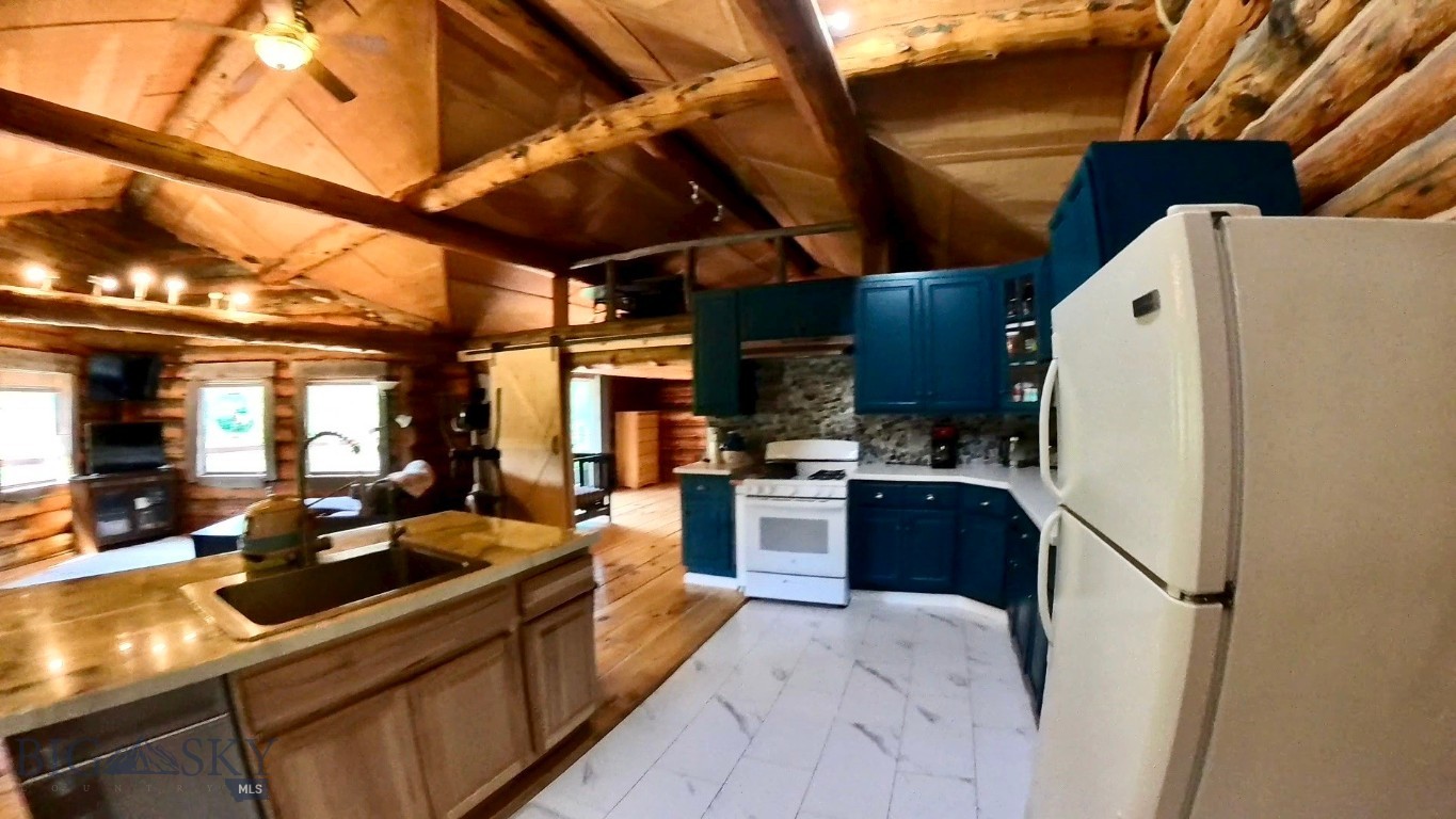 24 Sun Mountain Drive Property Photo 6