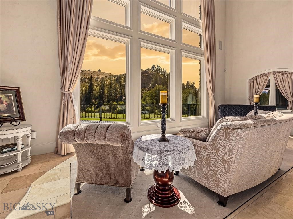 412802 Property Photo 15