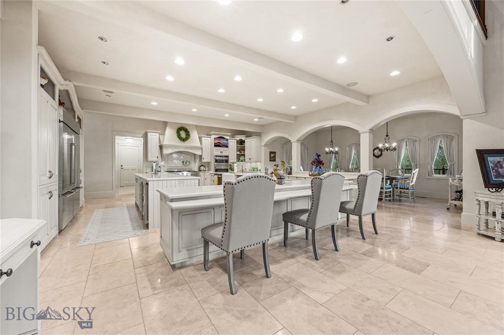 412802 Property Photo 18