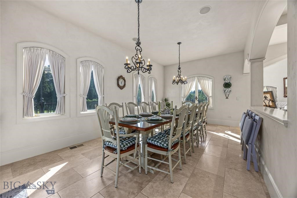 412802 Property Photo 22
