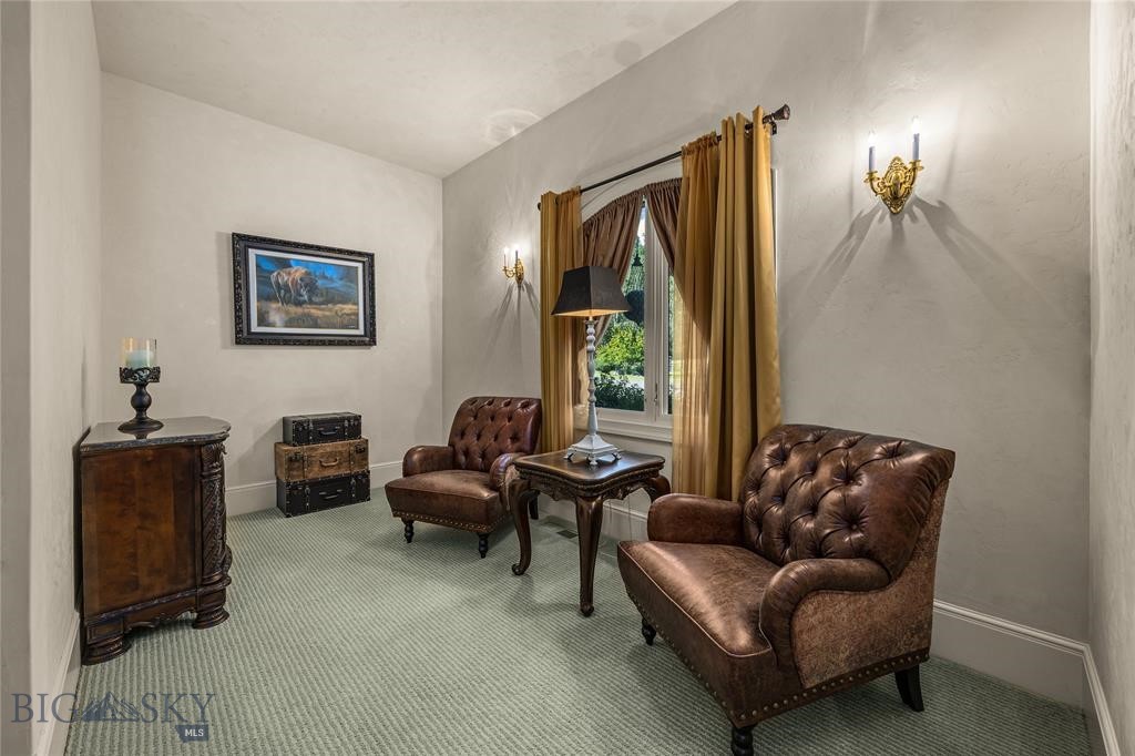 412802 Property Photo 31