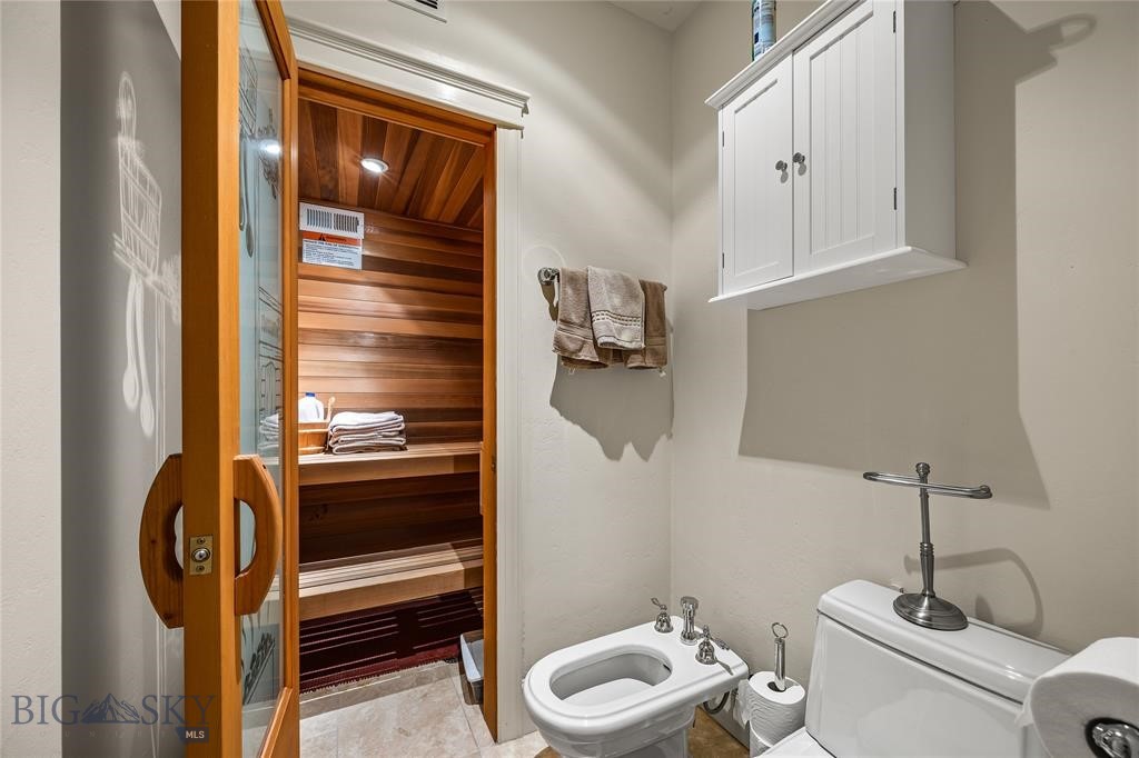 412802 Property Photo 37