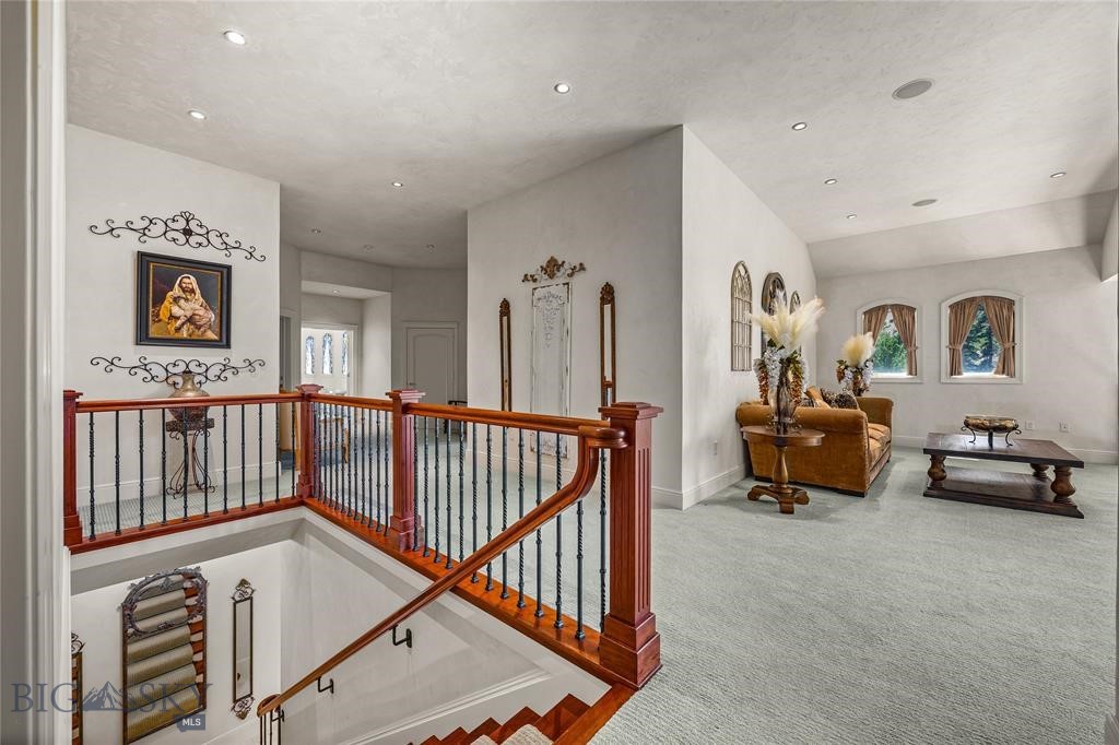412802 Property Photo 45