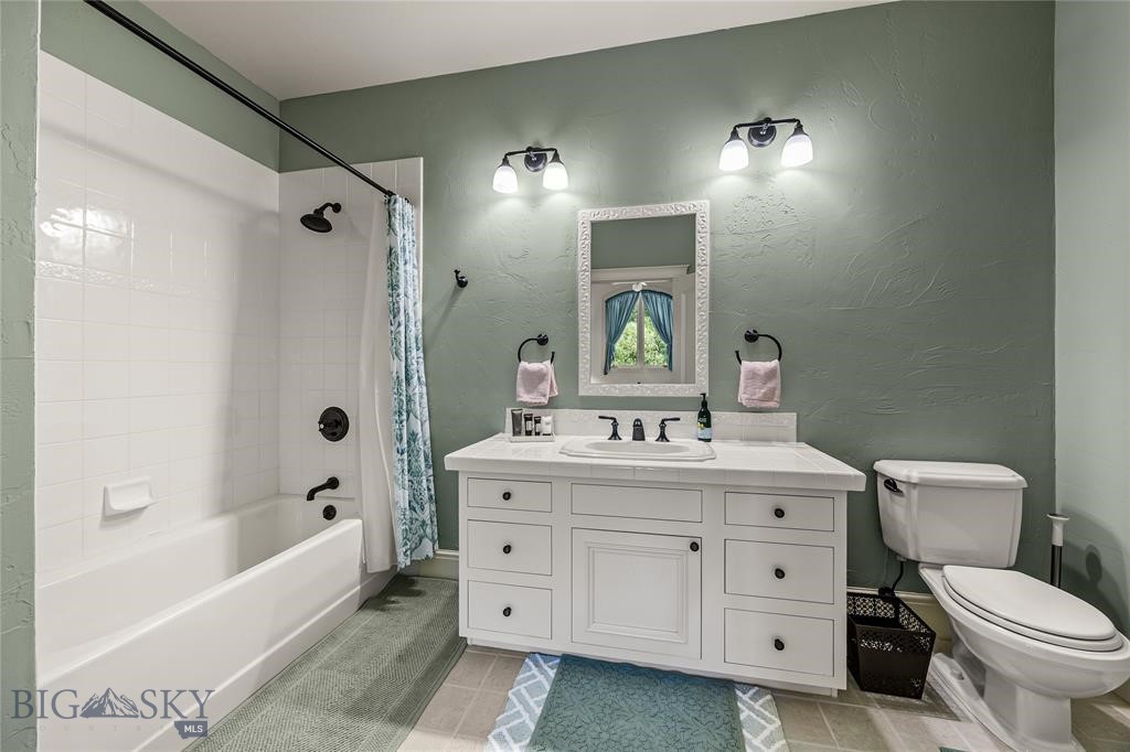 412802 Property Photo 49