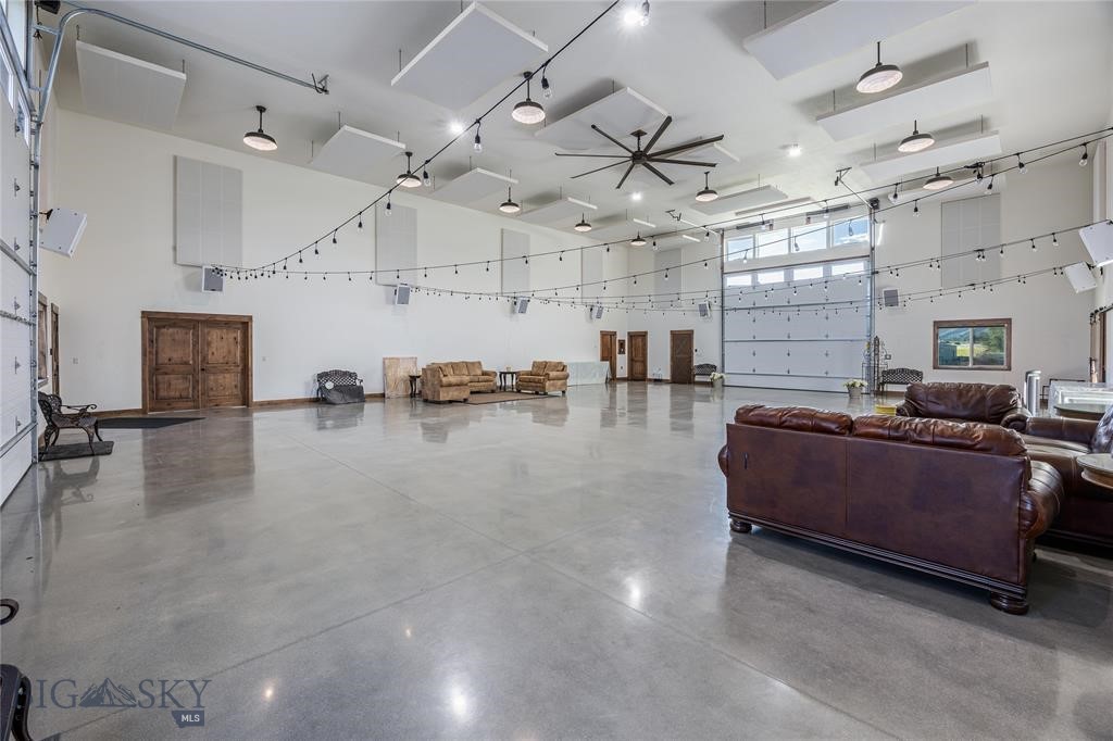 412802 Property Photo 67