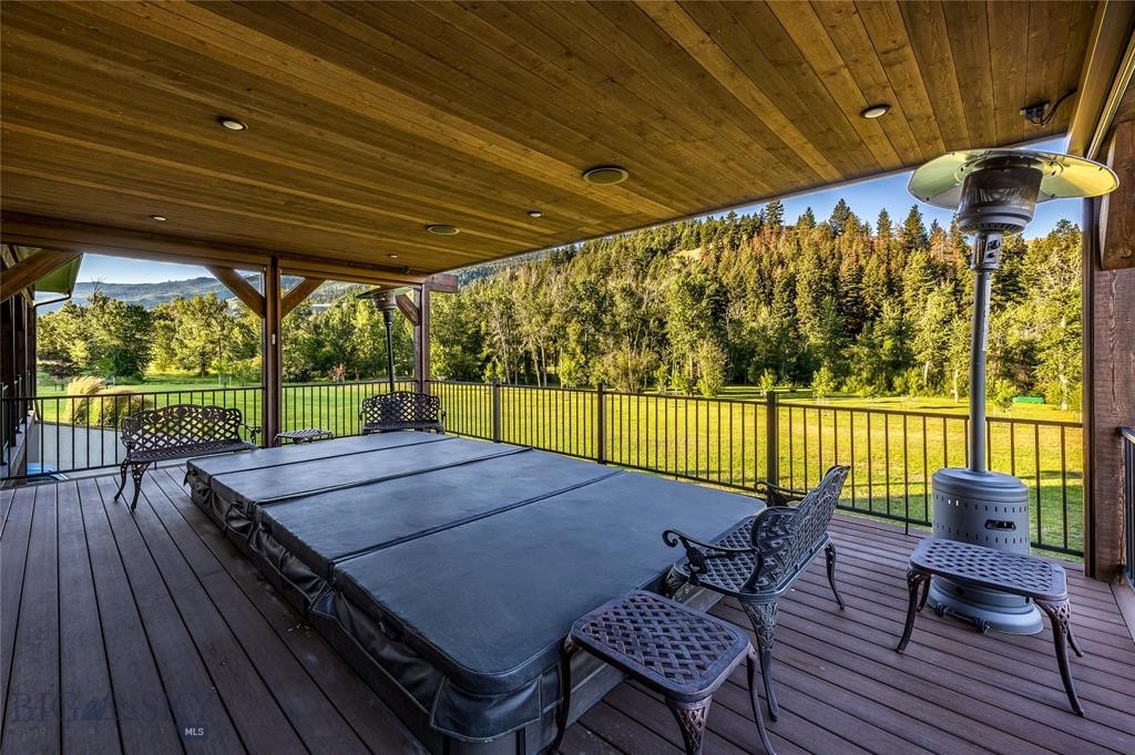 412802 Property Photo 76