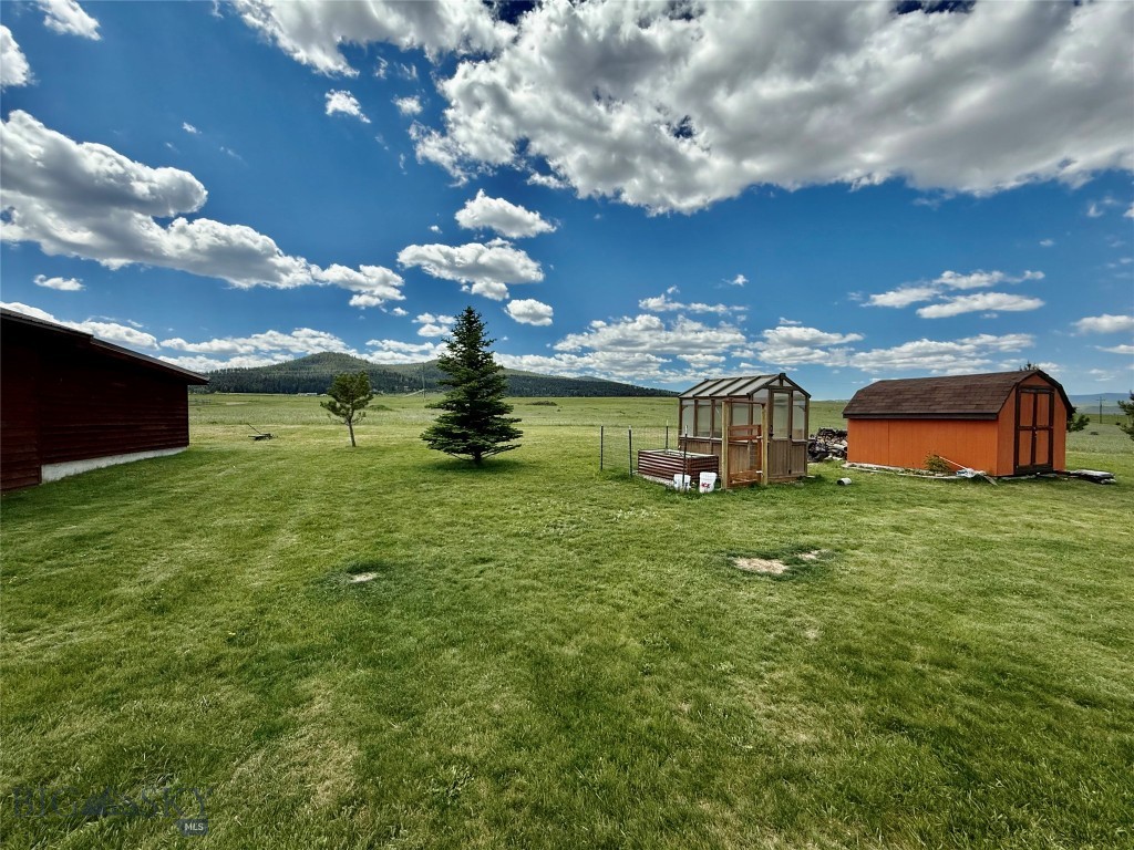 41 Handlos Property Photo 17