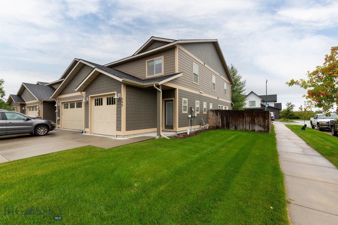 699 Rosa Way Property Photo 1