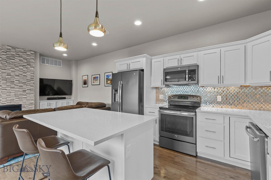 699 Rosa Way Property Photo 15