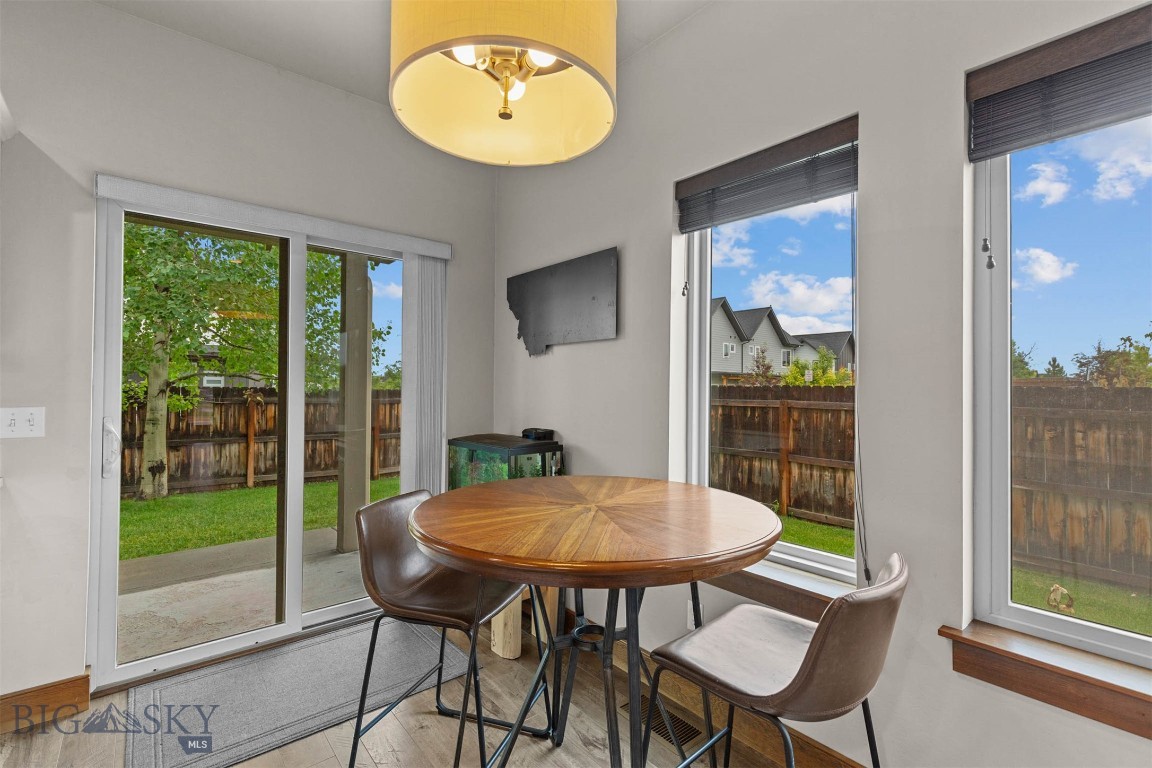 699 Rosa Way Property Photo 21