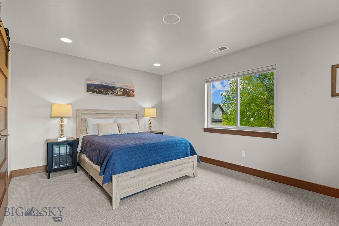 699 Rosa Way Property Photo 29
