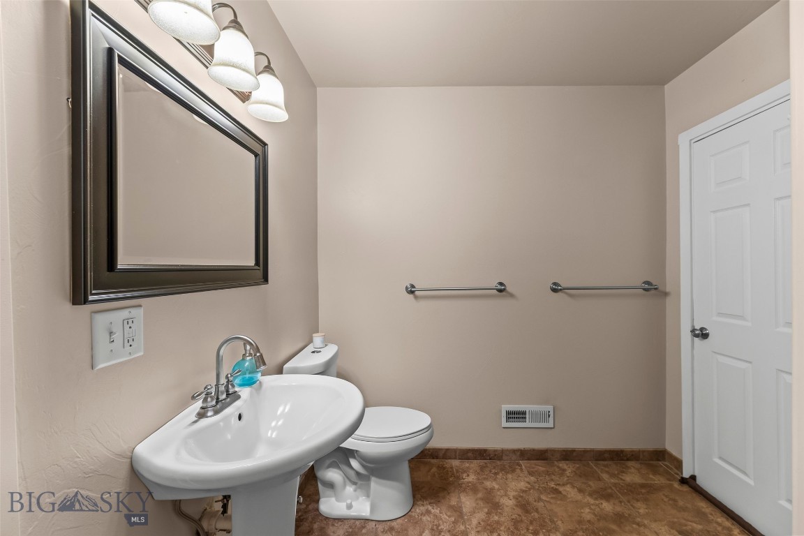 1227 Wildflower Trail Property Photo 35