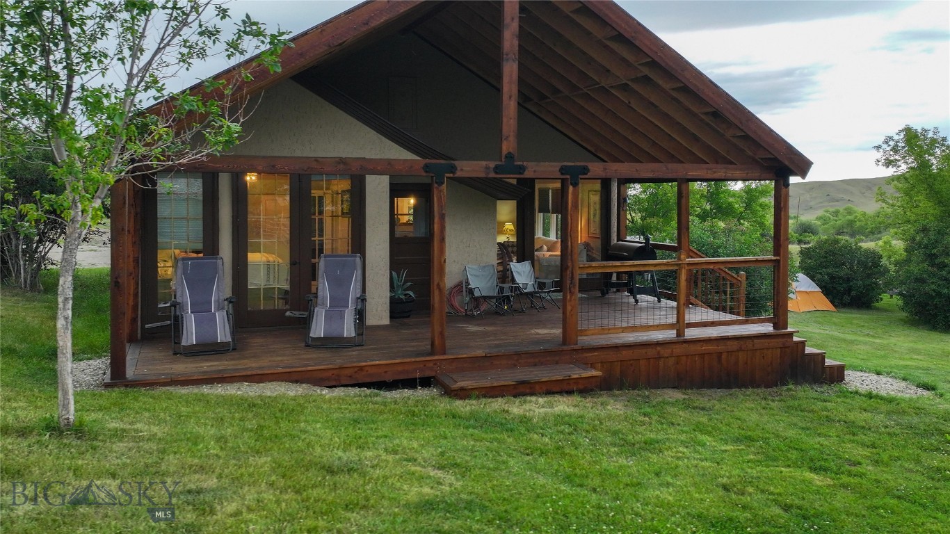 581 Willow Creek Road Property Photo 24