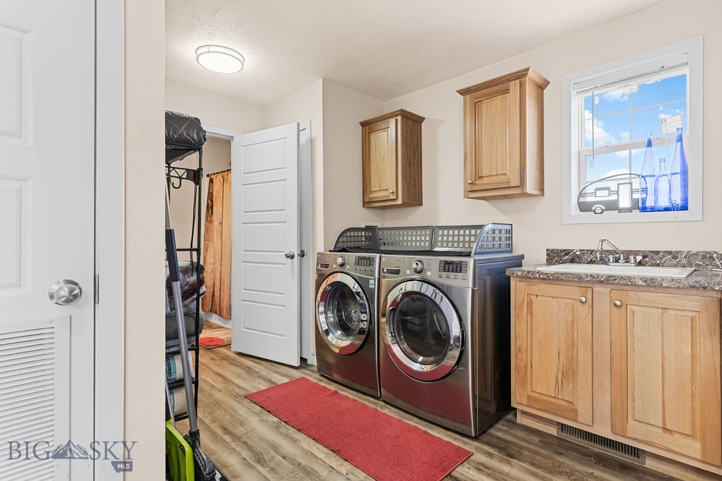 412829 Property Photo 22