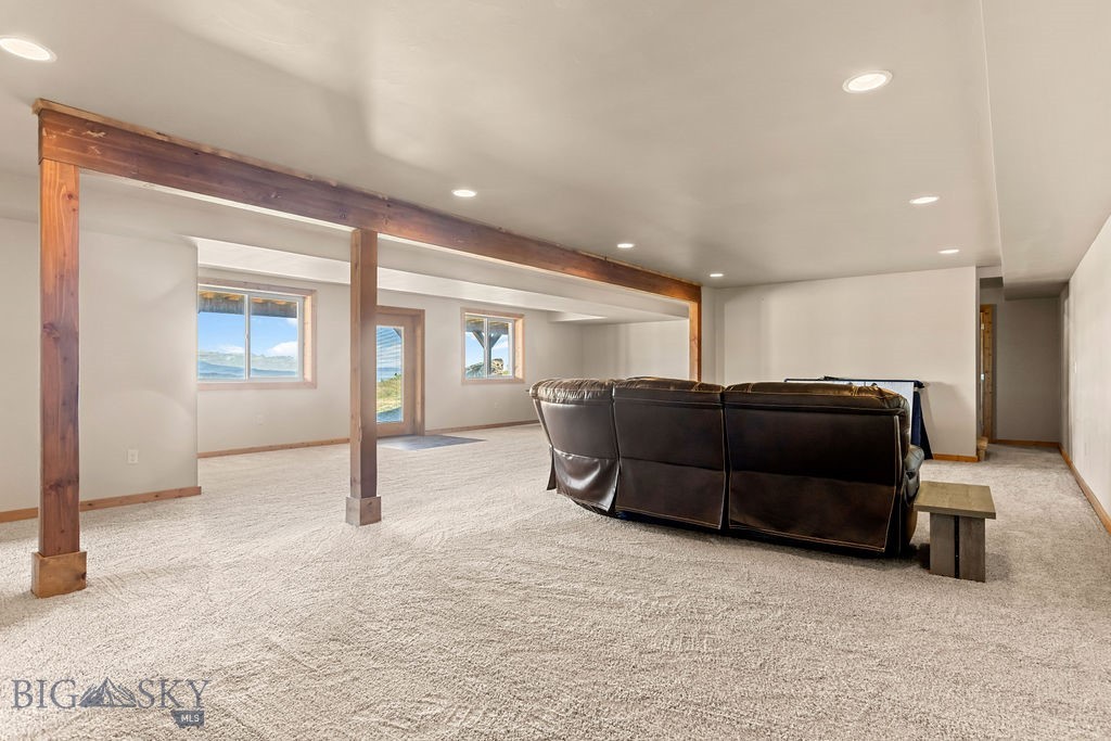 412829 Property Photo 26