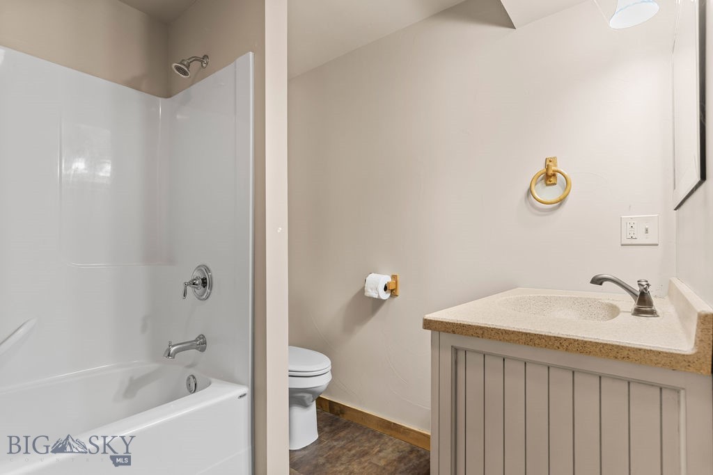 412829 Property Photo 29