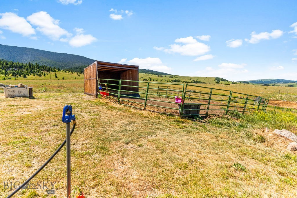 412829 Property Photo 40