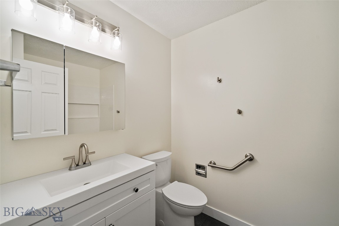 3940 Spruce Meadows Drive Property Photo 16