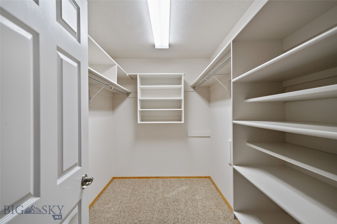 3940 Spruce Meadows Drive Property Photo 18