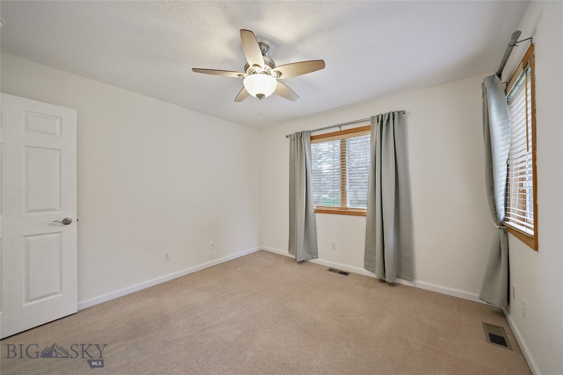 3940 Spruce Meadows Drive Property Photo 22