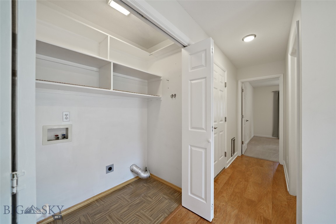 3940 Spruce Meadows Drive Property Photo 28