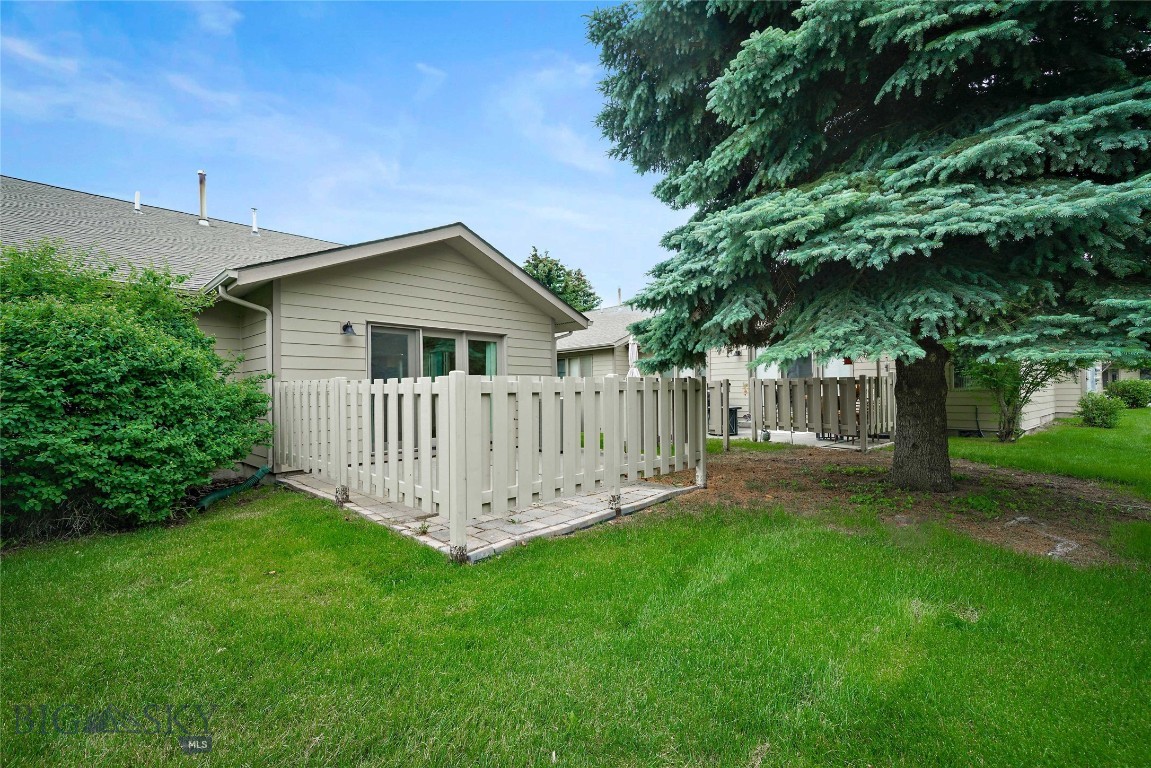 3940 Spruce Meadows Drive Property Photo 34