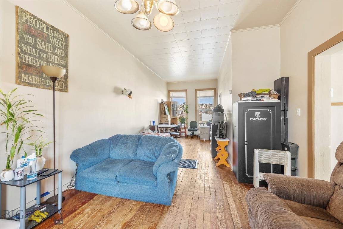 522 W Park Property Photo 8