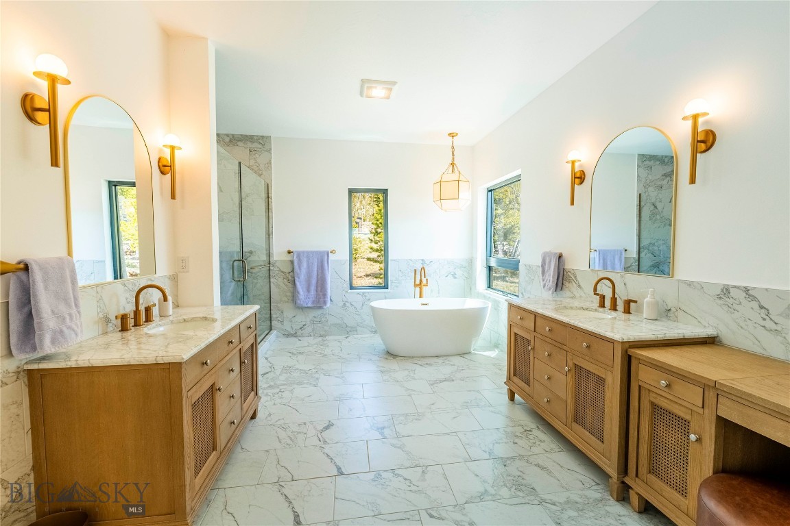 270 Theodosia Lane Property Photo 45