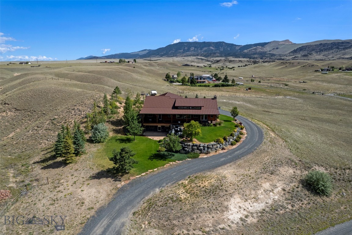 7 Prairie Dog Lane Property Photo 6